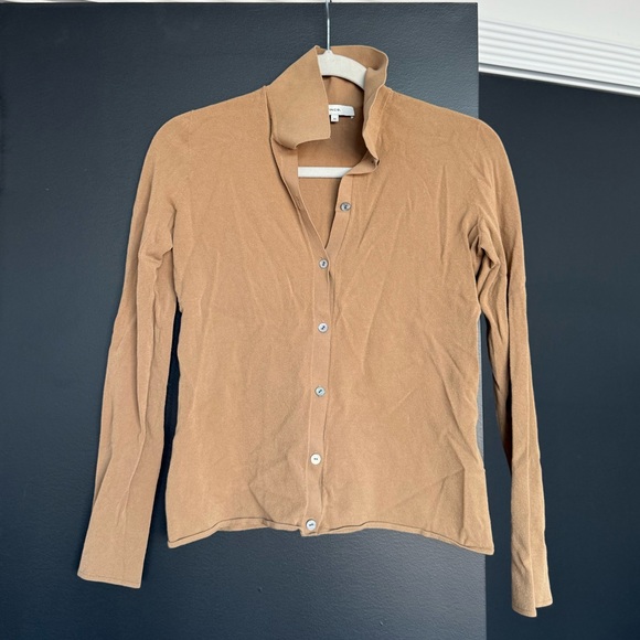 VINCE Button Down Seamless Cardigan in Beige, Size XS - Picture 2 of 4